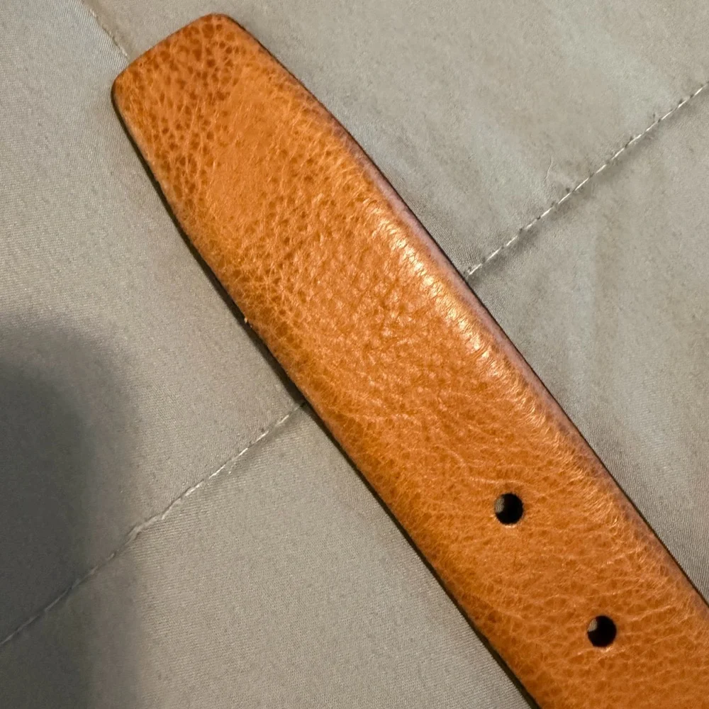 Tommy Bahama Tan Leather Belt - Picture 7 of 8